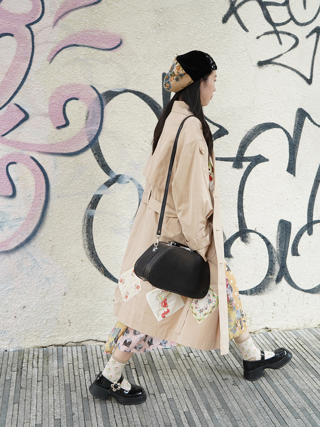 Unlogical Poem Rabbit Illustration Applique Trench Coat