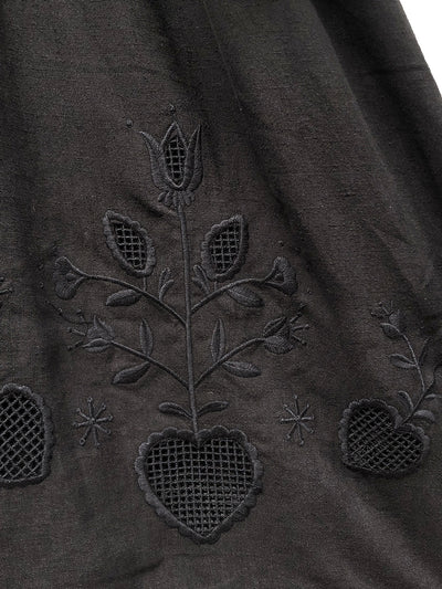 Unlogical Poem Victorian style Floral Embroidered Shirr Black Hemp Dress