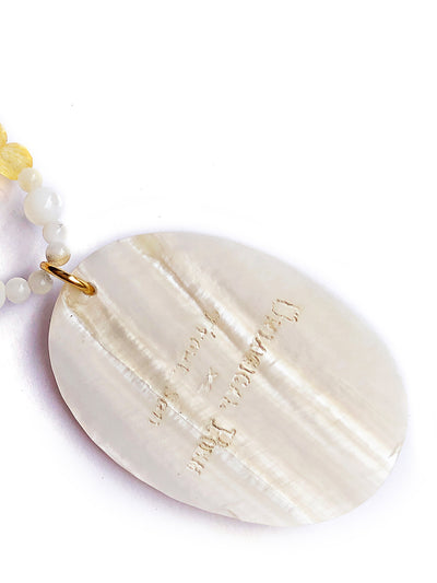 Unlogical Poem Hand/Bird shaped Natural Shell Handmade Necklace