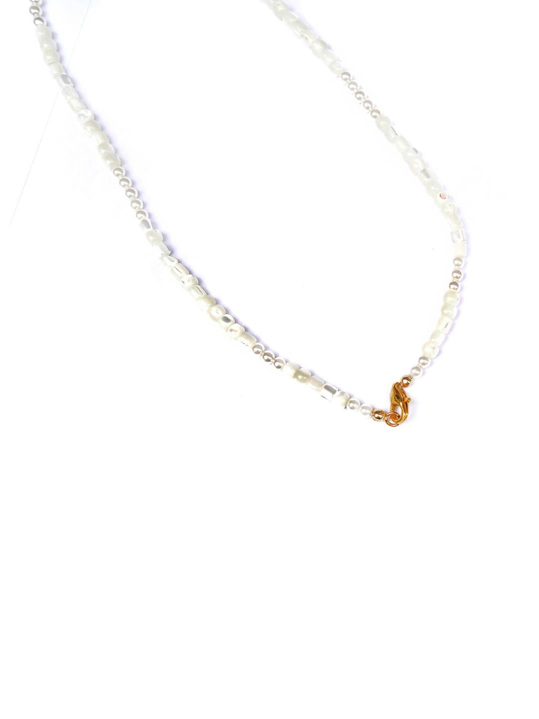 Unlogical Poem Vintage Style Natural Shell Necklace