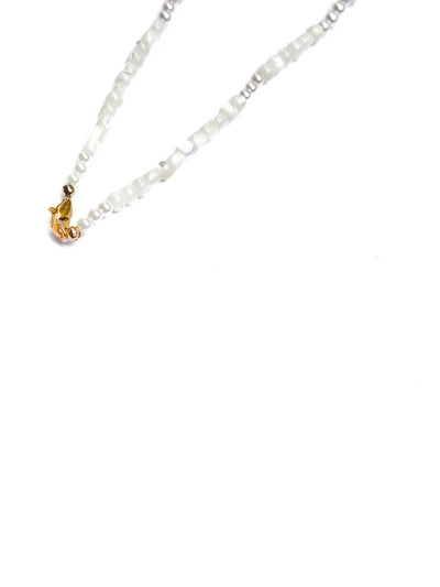 Unlogical Poem Vintage Style Small Person Silhouette Natural Shell Necklace