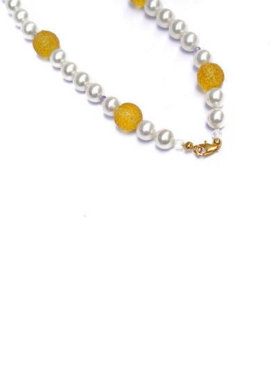 Unlogical Poem Vintage Style Contrasting Colors Natural Shell Necklace