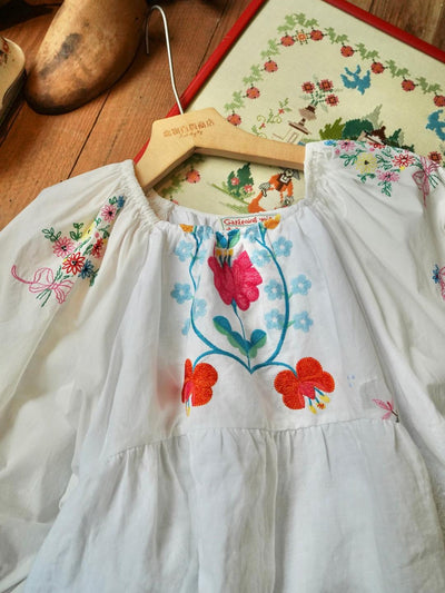 Unlogical Poem Antique Cotton Poetry-Embroidered Crochet Blouse