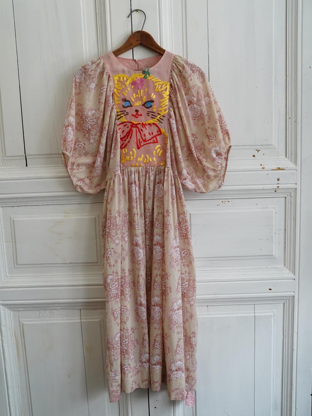Unlogical Poem  Vintage Style  Cat Appliqué and Floral Prints  Dress