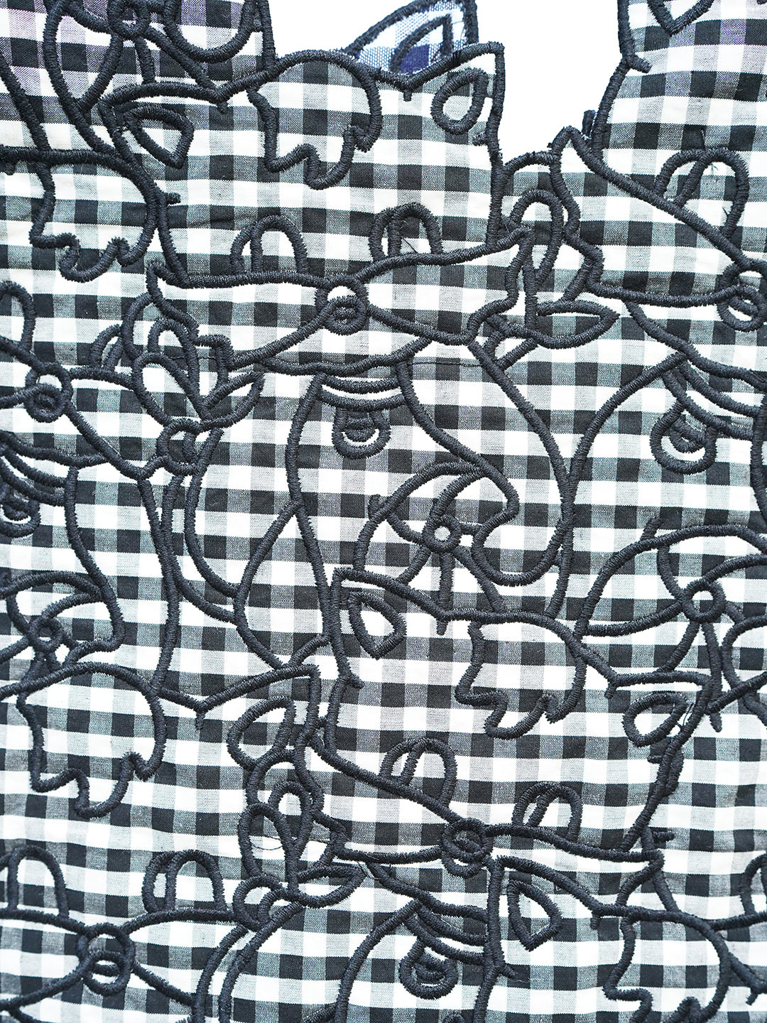 Unlogical Poem Cat Embroidery Reversible Black Gingham Smock