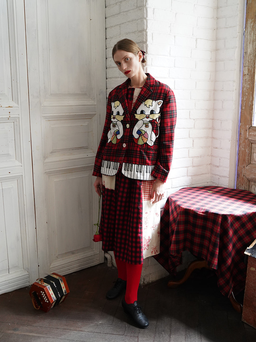 Unlogical Poem Vintage-style Cat Patch Embroidered Red Tartan Woolen Blazer