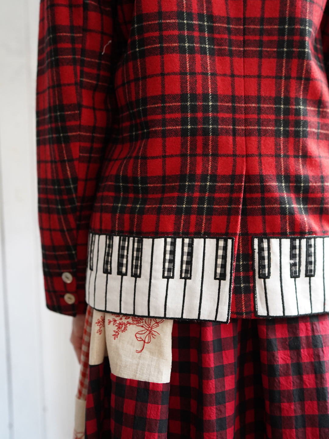 Unlogical Poem Vintage-style Cat Patch Embroidered Red Tartan Woolen Blazer