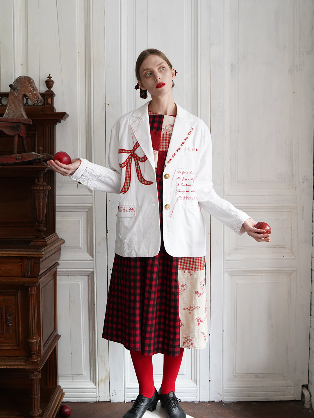 Unlogical Poem Poem Embroidery White Cotton Oversized Blazer