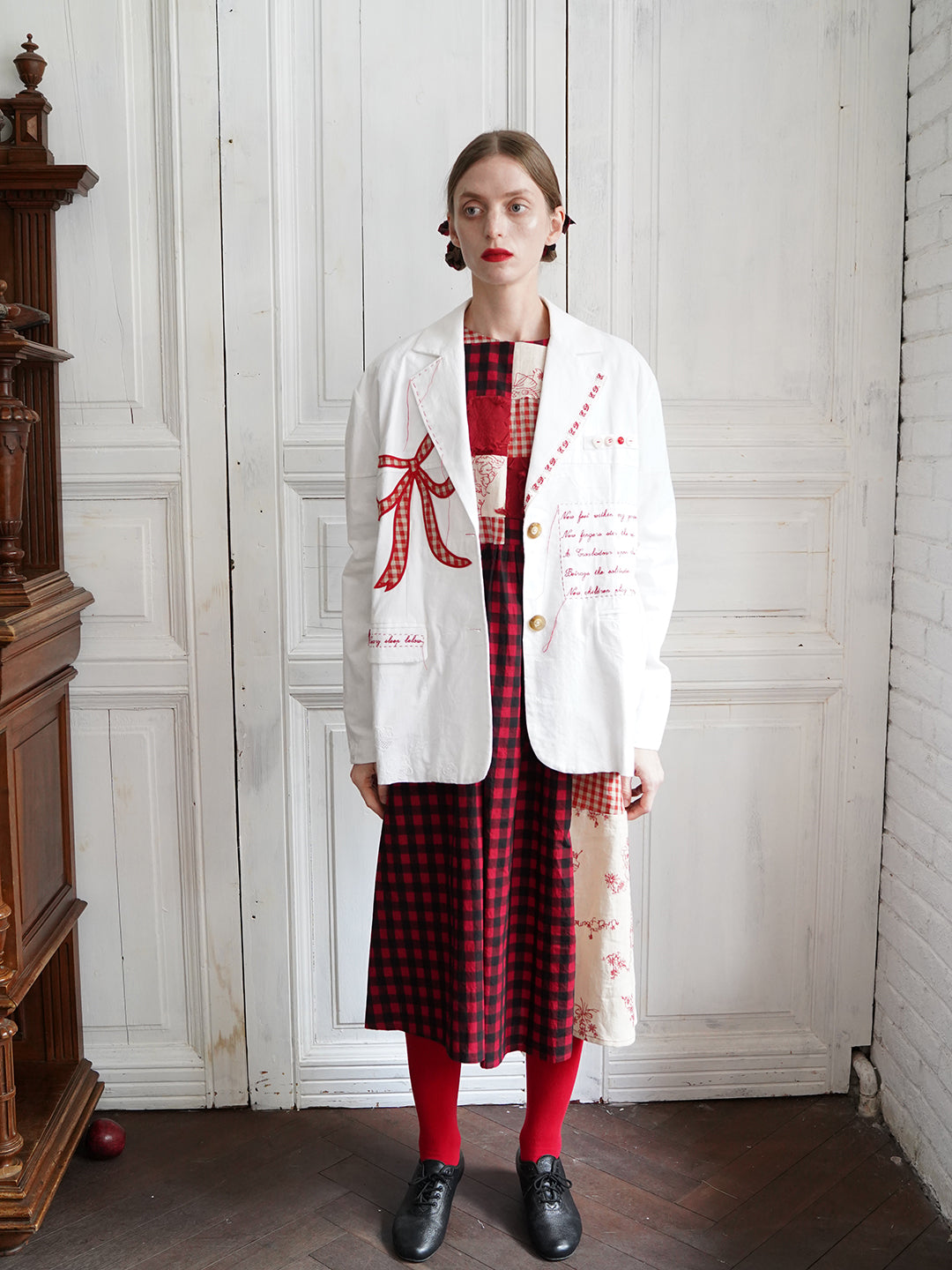 Unlogical Poem Poem Embroidery White Cotton Oversized Blazer