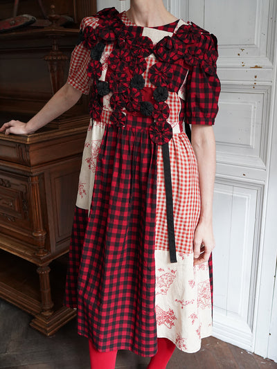 Unlogical Poem Handmade Yoyo Flowers Gingham Smock