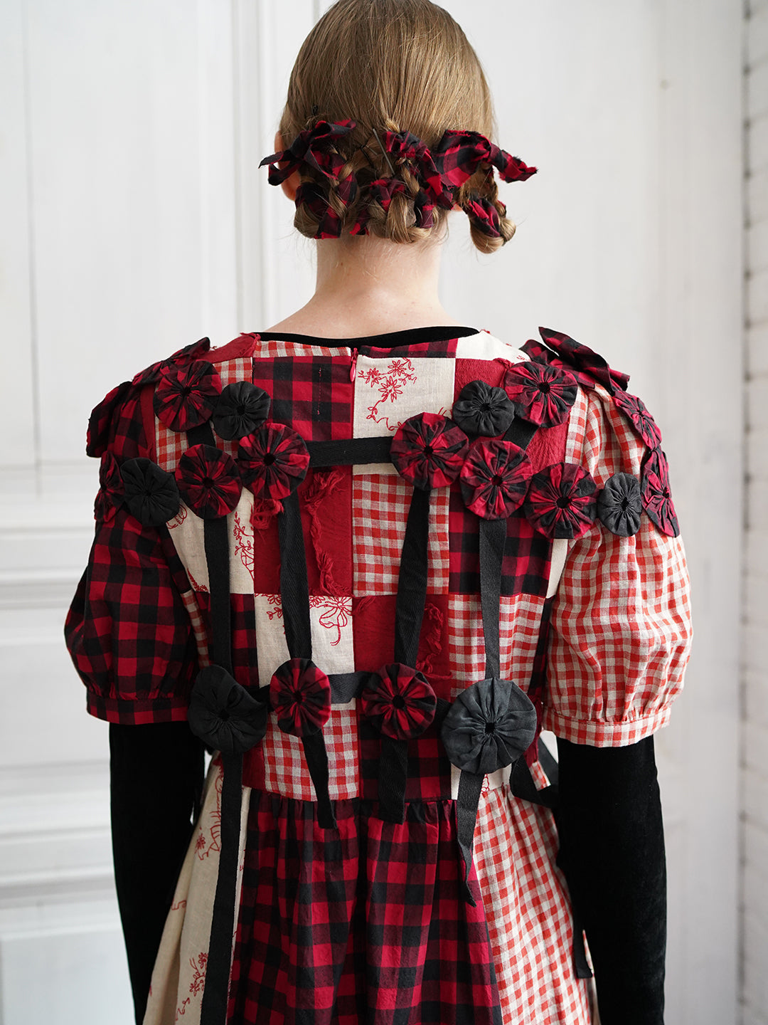 Unlogical Poem Handmade Yoyo Flowers Gingham Smock