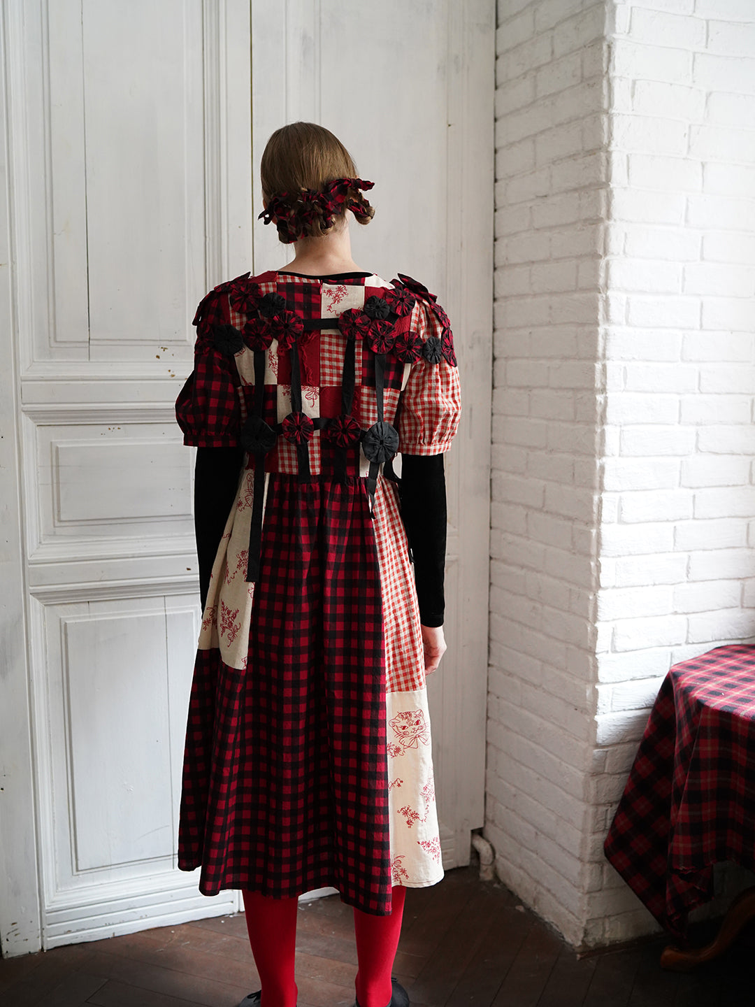 Unlogical Poem Handmade Yoyo Flowers Gingham Smock