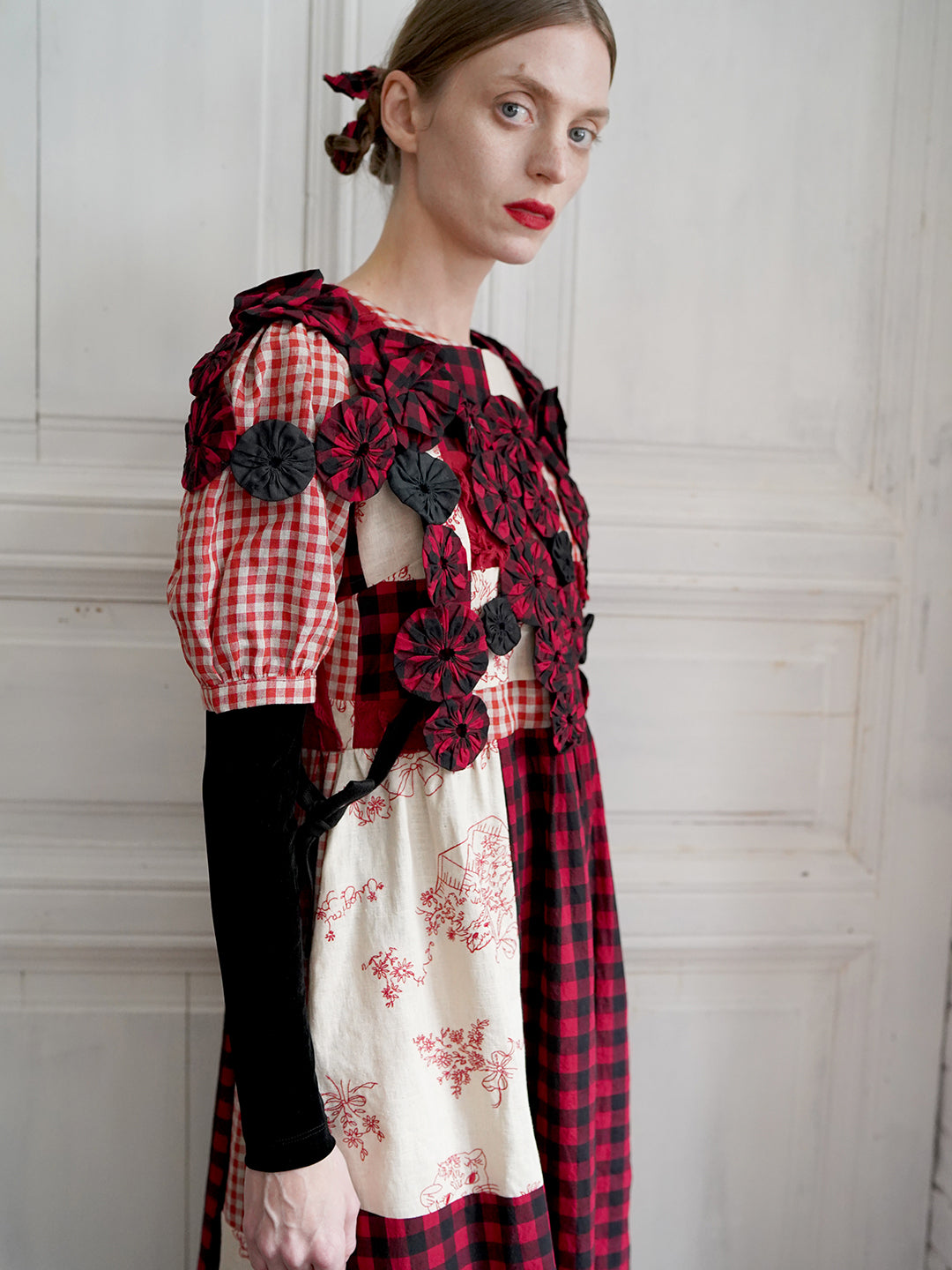 Unlogical Poem Handmade Yoyo Flowers Gingham Smock