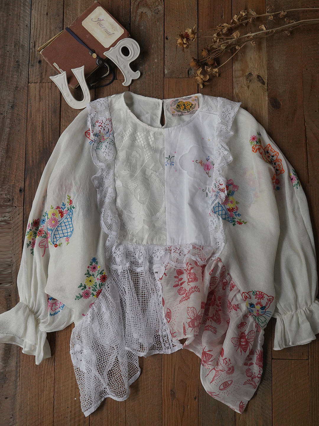 Unlogical Poem Cat and Pierrot Embroidery Patchwork Printed Lace Blouse