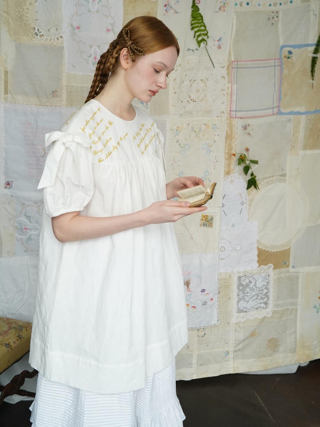 Unlogical Poem Puff Sleeve Embroidered Dress
