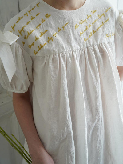 Unlogical Poem Puff Sleeve Embroidered Dress