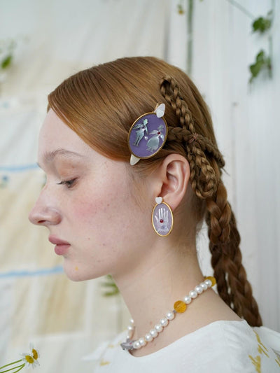 Unlogical Poem Hand/Bird  Oval Natural Shell Handmade Ear-clips