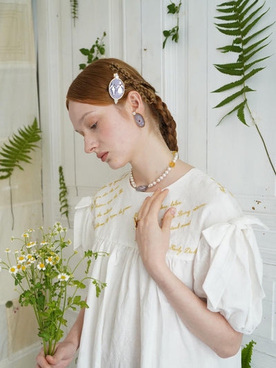 Unlogical Poem Contrasting Colors Handmade Natural Shell Hairpin