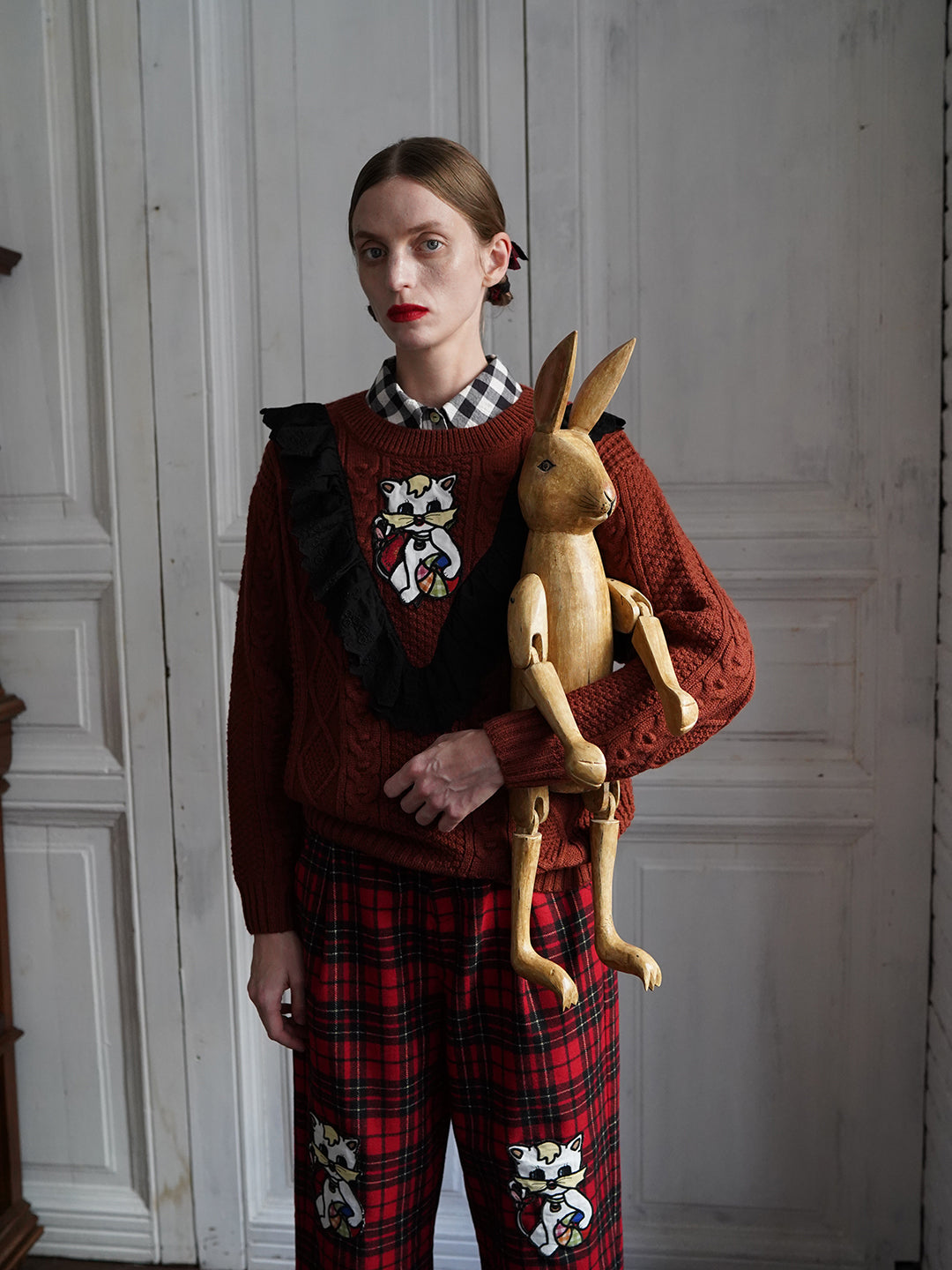 Unlogical Poem Cat Embroidery Patchwork Lace Wool Knit Sweater