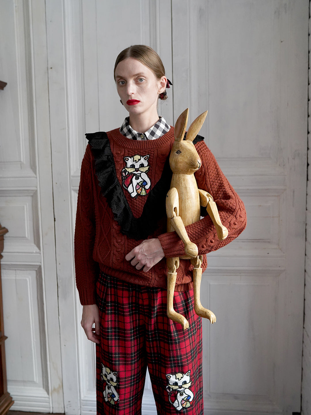 Unlogical Poem Cat Embroidery Patchwork Lace Wool Knit Sweater