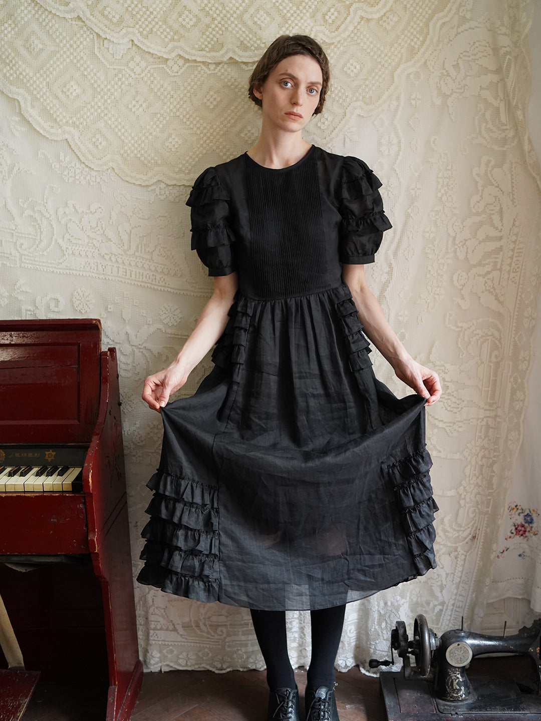 Victorian Style Ruffled Red/Black/Pink Ramie Dress | UNLOGICAL POEM XL (customize) / Pink / Pre-order(ship after 3 weeks) Victorian Style Ruffled Red/Black/Pink Ramie Dress | UNLOGICAL POEM XL (customize) / Pink / Pre-order(ship after 3 weeks)