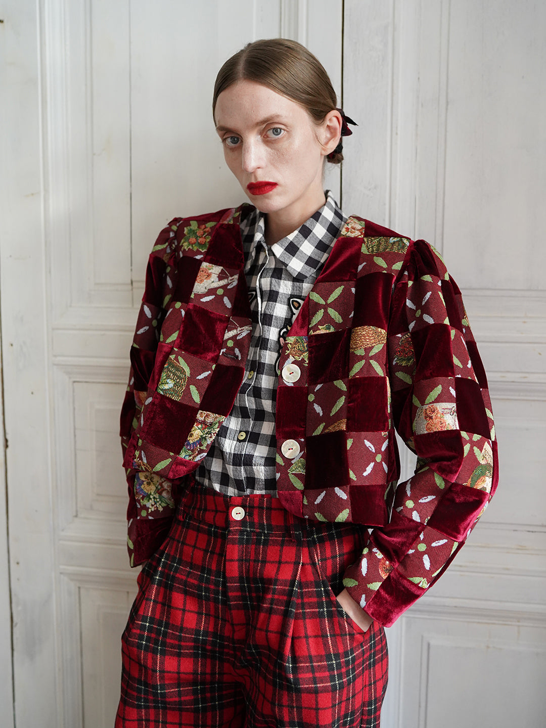 Unlogical Poem Retro-style Velvet and Yarn-dyed Patchwork Red Blazer