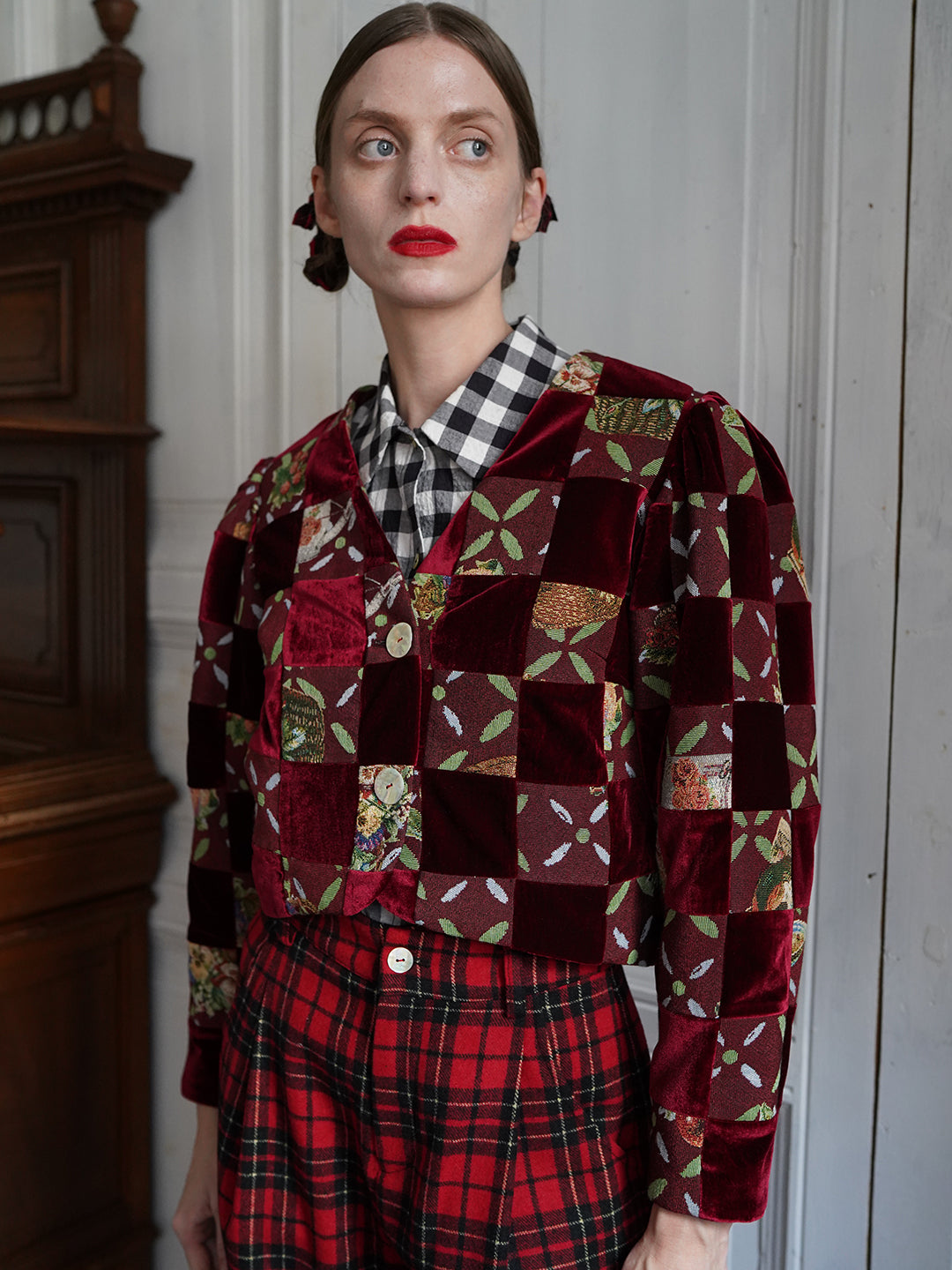 Unlogical Poem Retro-style Velvet and Yarn-dyed Patchwork Red Blazer