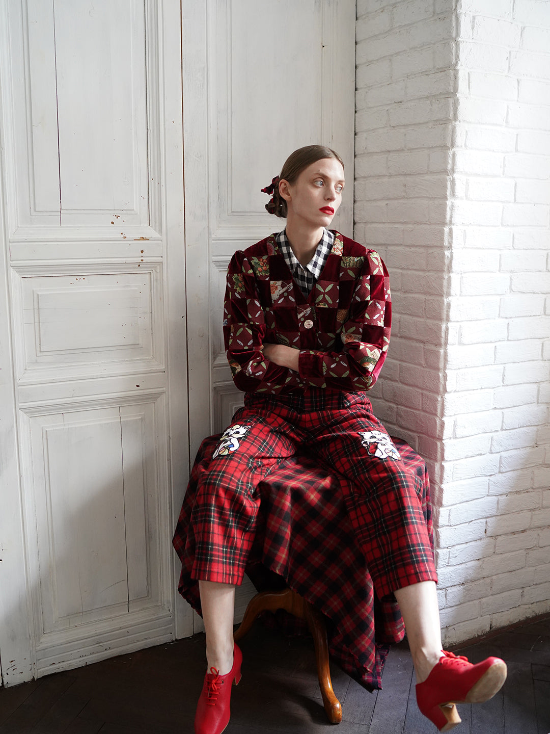 Unlogical Poem Retro-style Velvet and Yarn-dyed Patchwork Red Blazer