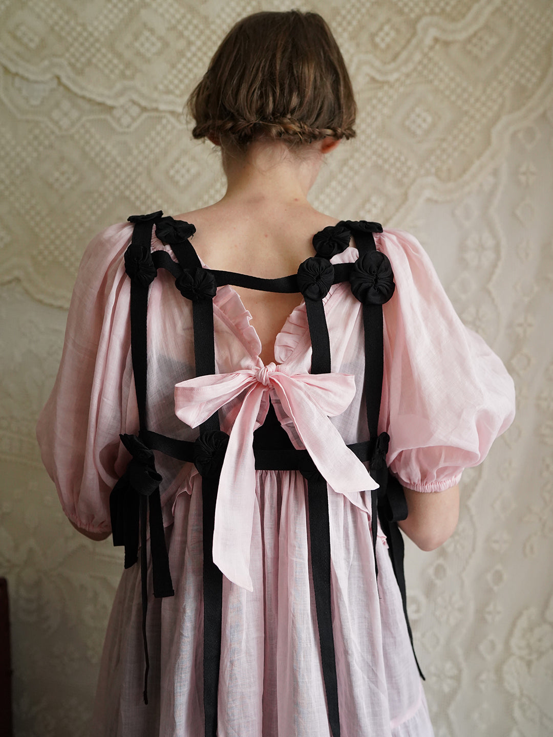 Unlogical Poem Handmade Yoyo Flower Black Smock