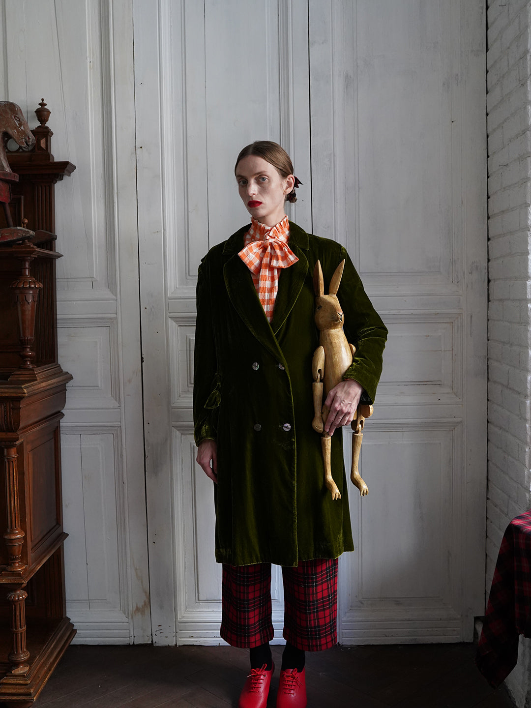 Unlogical Poem Retro-style Bow Velvet Overcoat