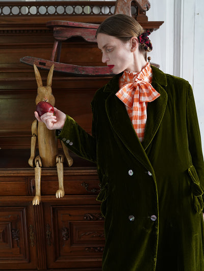 Unlogical Poem Retro-style Bow Velvet Overcoat
