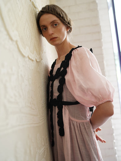 Unlogical Poem Handmade Yoyo Flower Black Smock