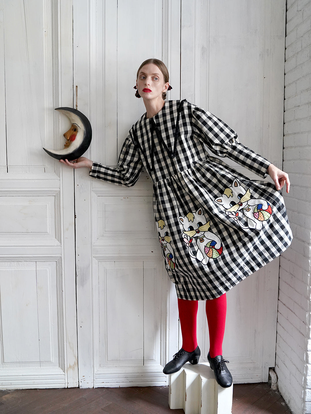 Unlogical Poem Retro-style Cat Embroidered Gingham Gigot Sleeve Flax Dress