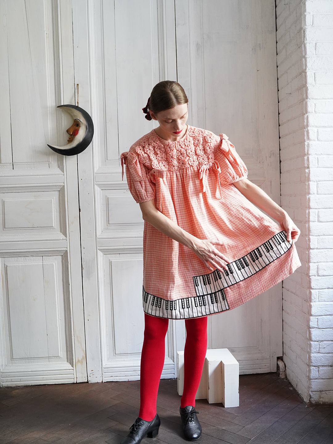 Unlogical Poem Handmade Yoyo Flower Bow Piano Embroidered Linen Bud Dress