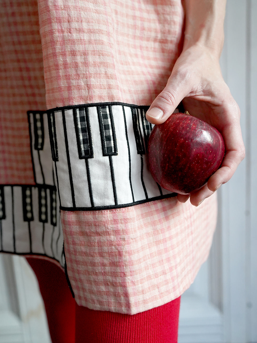 Unlogical Poem Handmade Yoyo Flower Bow Piano Embroidered Linen Bud Dress