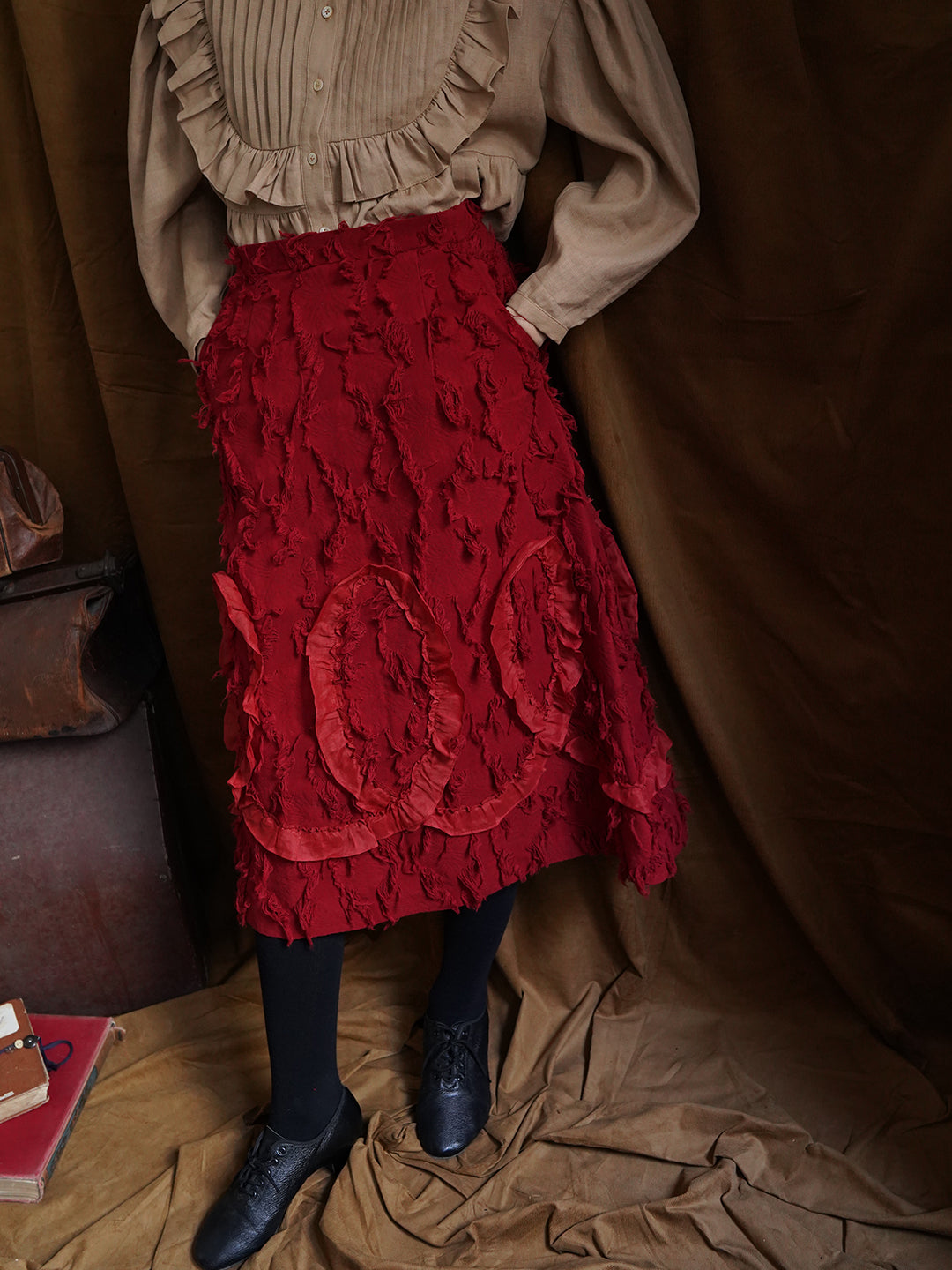 Unlogical Poem Jacquard Tassel Ruffle Lace Red Skirt