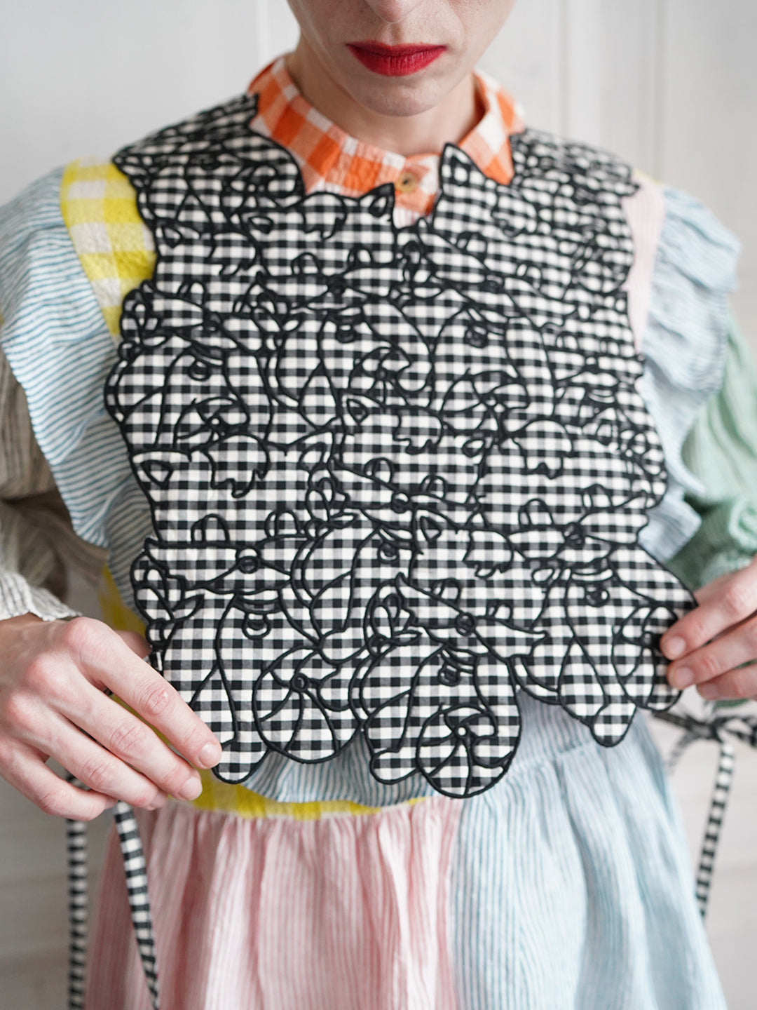 Unlogical Poem Cat Embroidery Reversible Black Gingham Smock