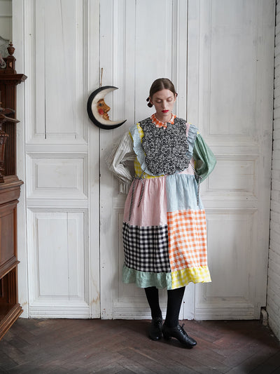 Unlogical Poem Cat Embroidery Reversible Black Gingham Smock