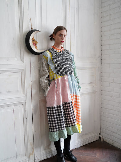 Unlogical Poem Cat Embroidery Reversible Black Gingham Smock