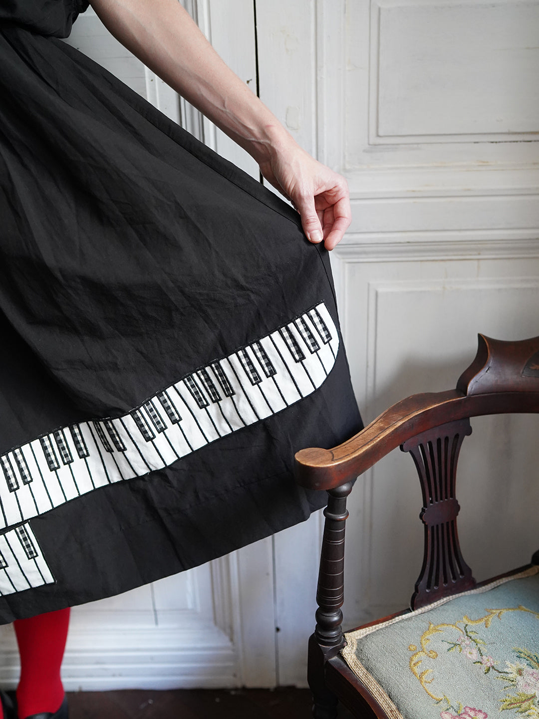 Unlogical Poem Cat and Piano Embroidered Black Hemp Dress