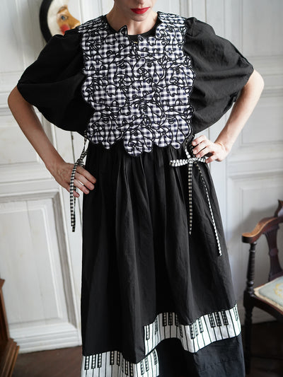 Unlogical Poem Cat Embroidery Reversible Black Gingham Smock