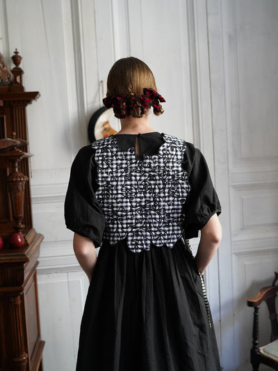 Unlogical Poem Cat Embroidery Reversible Black Gingham Smock
