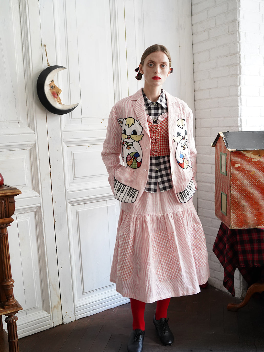 Unlogical Poem Vintage-style Cat Patch Embroidered Pink Striped Linen Blazer