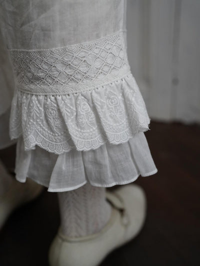 Unlogical Poem Victorian-Style Lace Ruffled Leggings