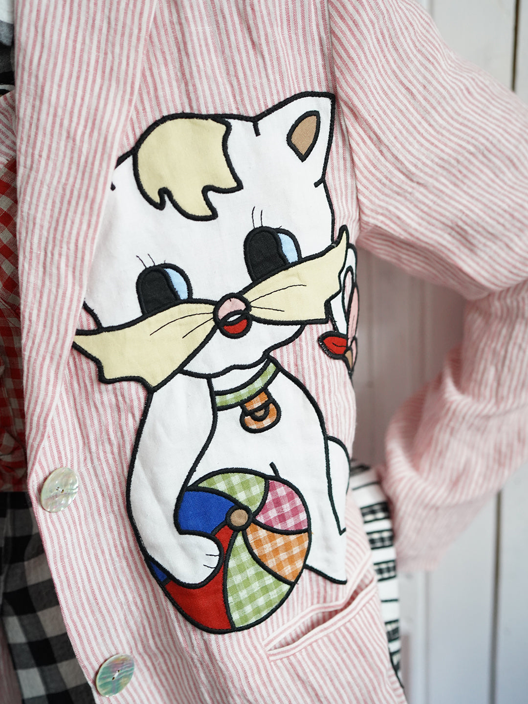Unlogical Poem Vintage-style Cat Patch Embroidered Pink Striped Linen Blazer