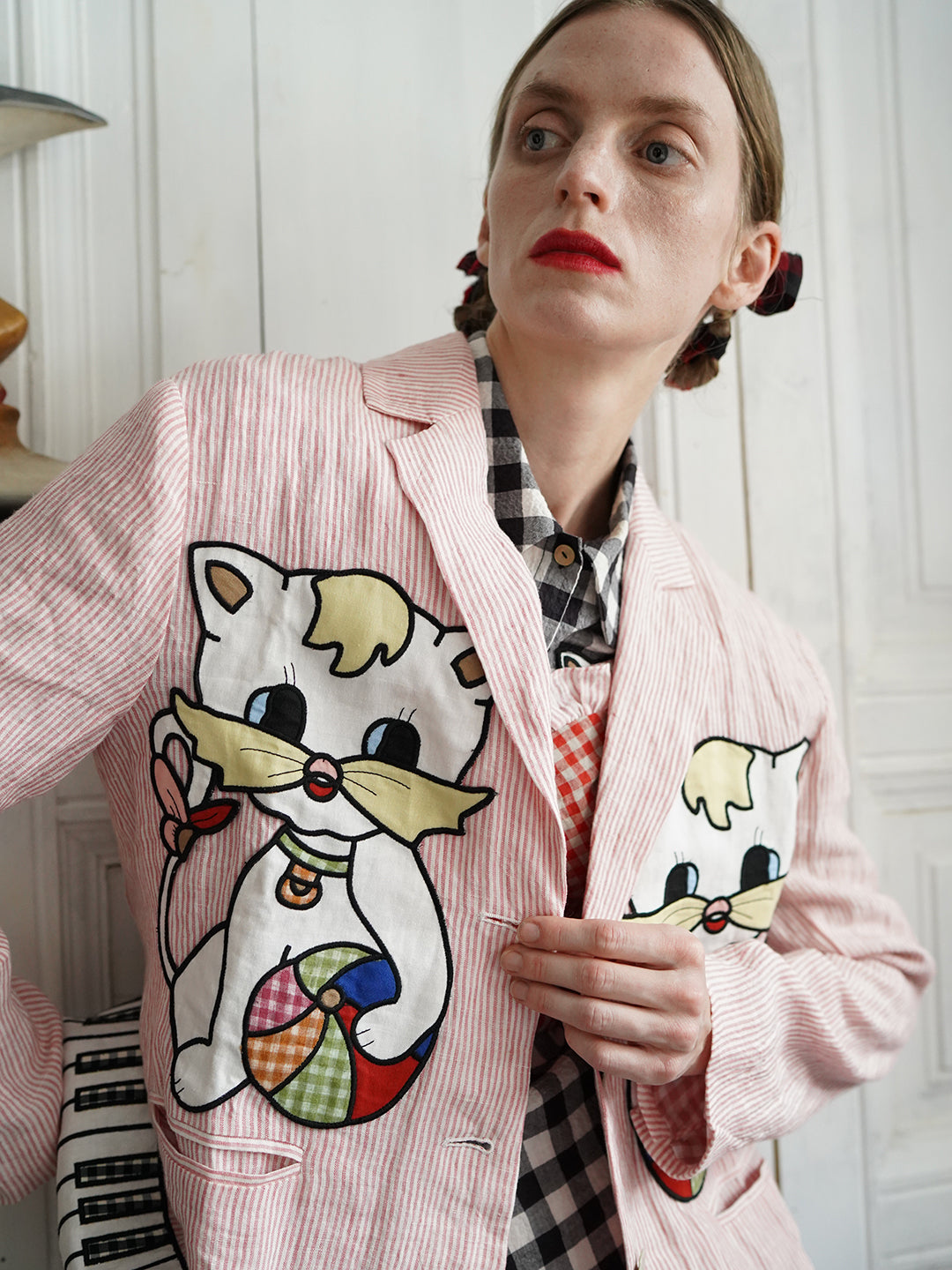 Unlogical Poem Vintage-style Cat Patch Embroidered Pink Striped Linen Blazer