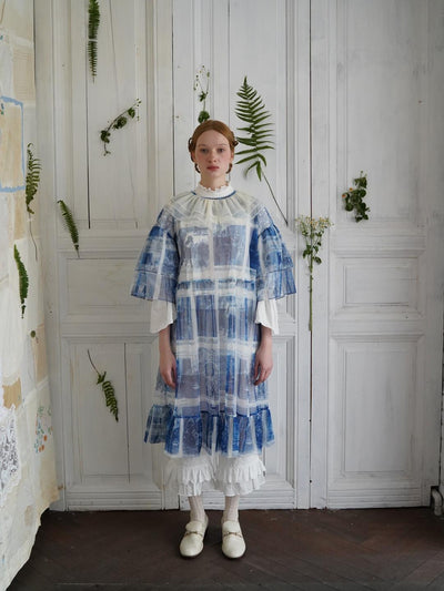 Unlogical Poem  Stylish Playful Ruffled Collar Mesh Print Dress