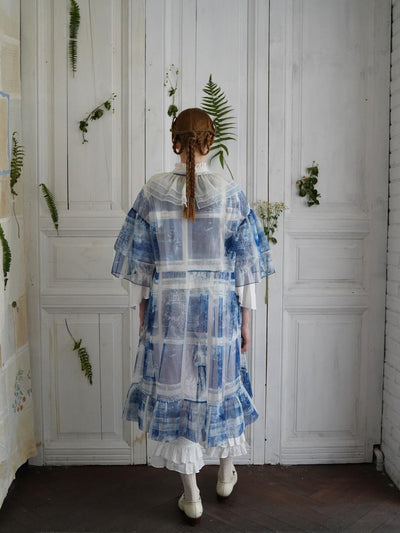 Unlogical Poem  Stylish Playful Ruffled Collar Mesh Print Dress