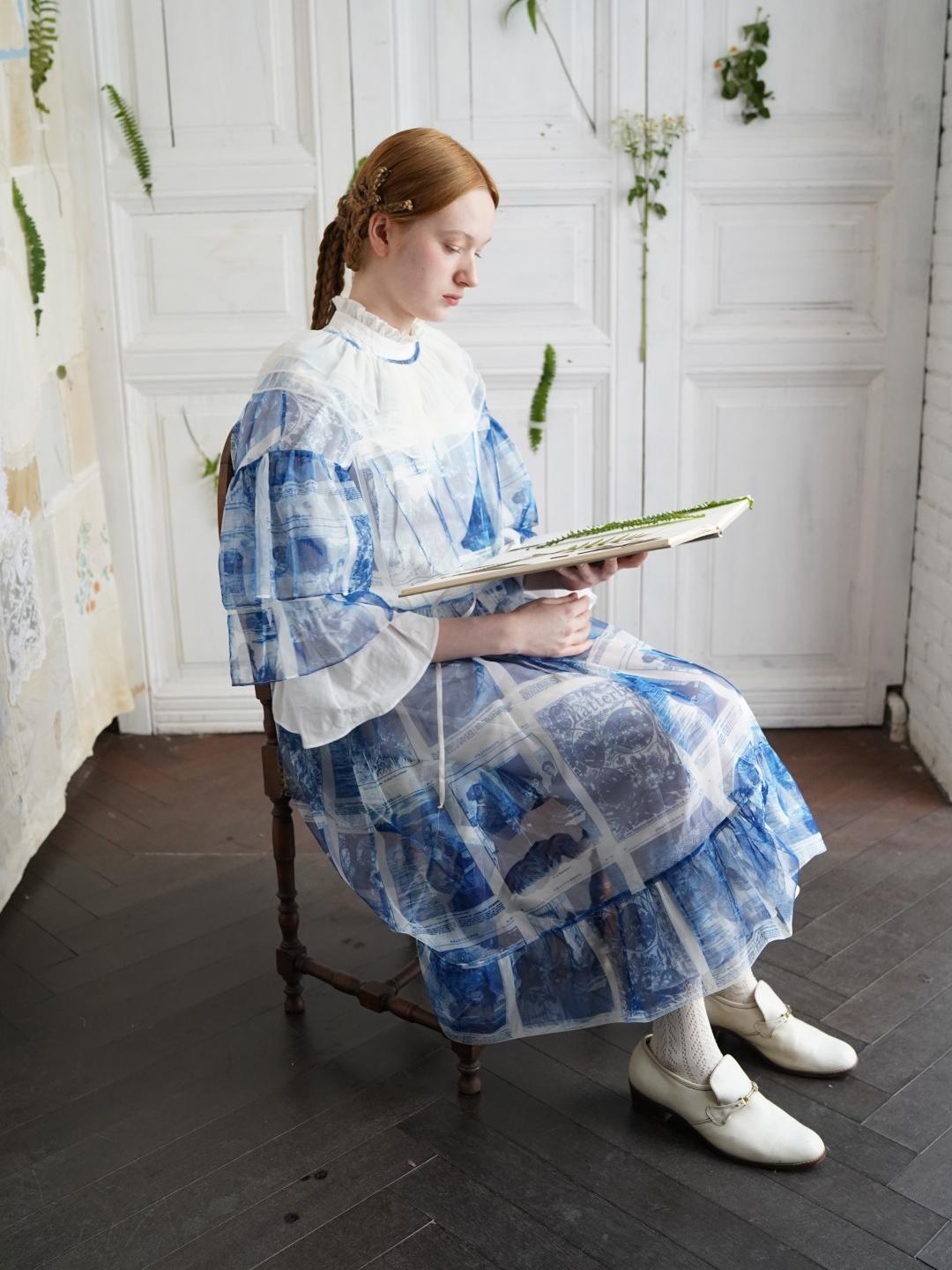 Unlogical Poem  Stylish Playful Ruffled Collar Mesh Print Dress