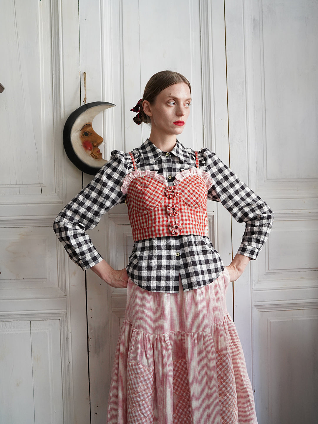 Unlogical Poem Handmade Yoyo Flowers Red Gingham Vest/ Smock